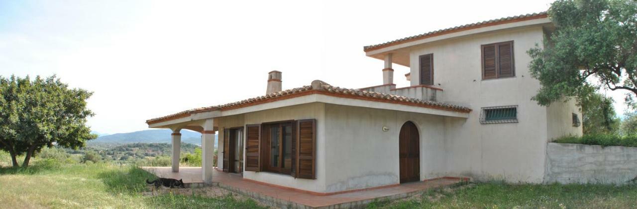 Casa Sa Serra Lotzorai Luaran gambar
